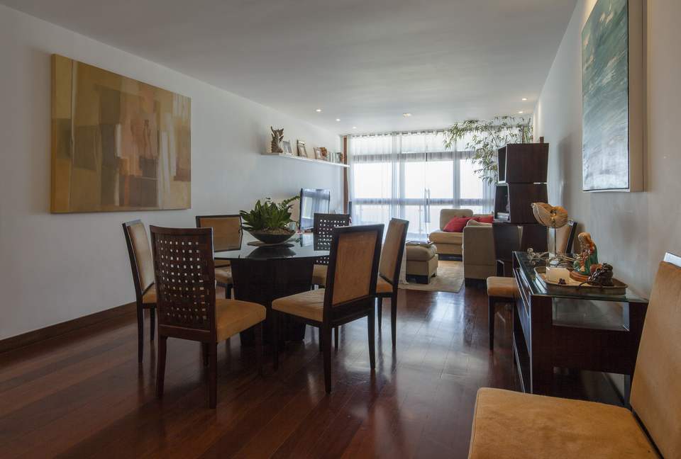 Barra da Tijuca Beachfront Apartment - Rio de Janeiro, Brazil