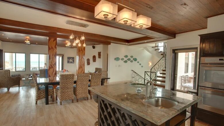 Villa Belize - Placencia, Belize