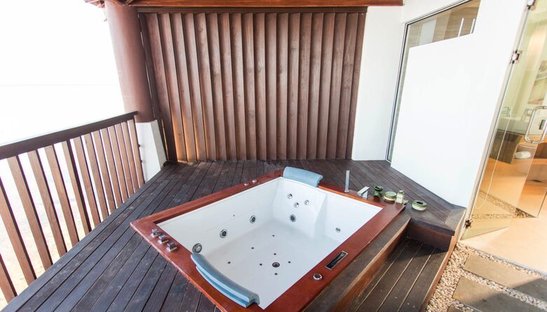 6 Nights Island Water Villa All Inclusive - Puerto Princesa, Philippines