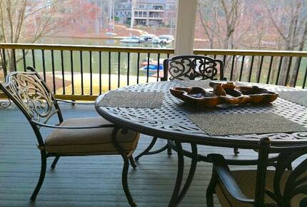 Reynolds Plantation Lake Front Home - Greensboro, Georgia