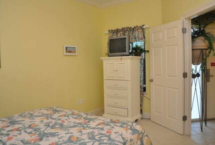 Phoenix on the Bay Waterfront Resort - Orange Beach, Alabama