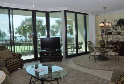 Phoenix on the Bay Waterfront Resort - Orange Beach, Alabama