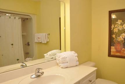 Phoenix on the Bay Waterfront Resort - Orange Beach, Alabama