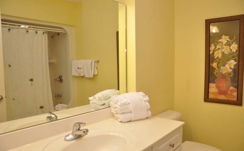 Phoenix on the Bay Waterfront Resort - Orange Beach, Alabama