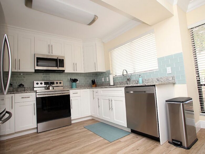 Villa Chloe Lakeview - Palm Beach Gardens, Florida