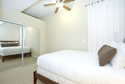 Wrigleyville - Chicago, Illinois