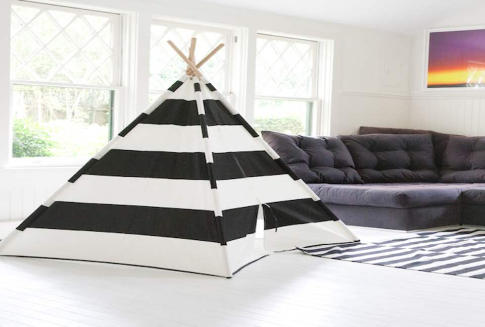 Charming Victorian Sag Harbor Residence - Sag Harbor, New York