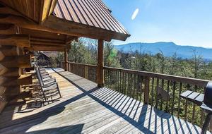 Dreaming Bears - Gatlinburg, Tennessee