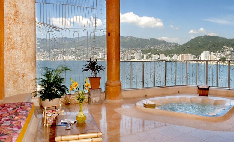 Casa Carey - Acapulco, Mexico