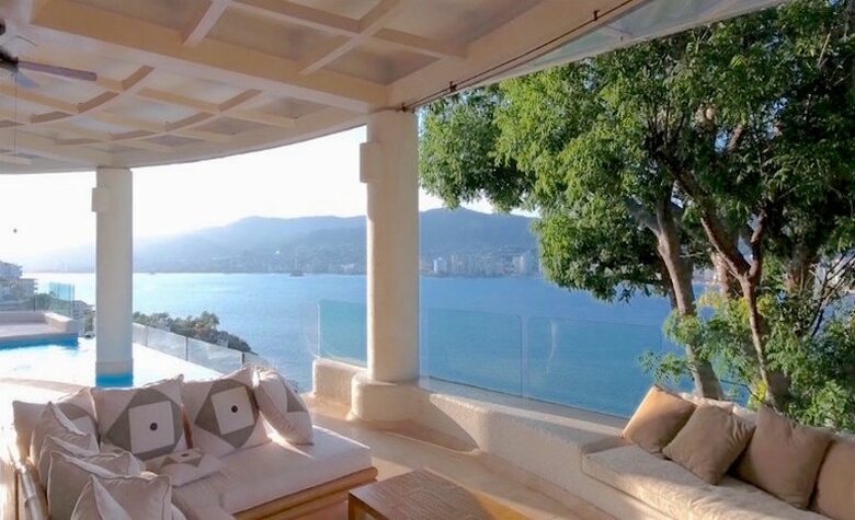 Casa Carey - Acapulco, Mexico
