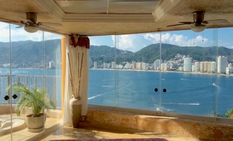 Casa Carey - Acapulco, Mexico