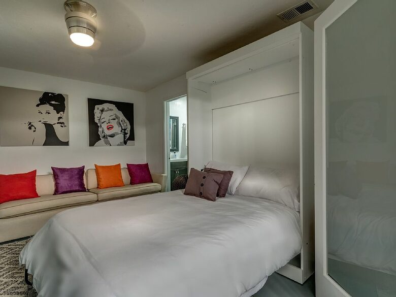 21 Palms - Palm Springs, California