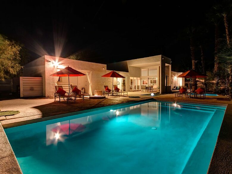 21 Palms - Palm Springs, California