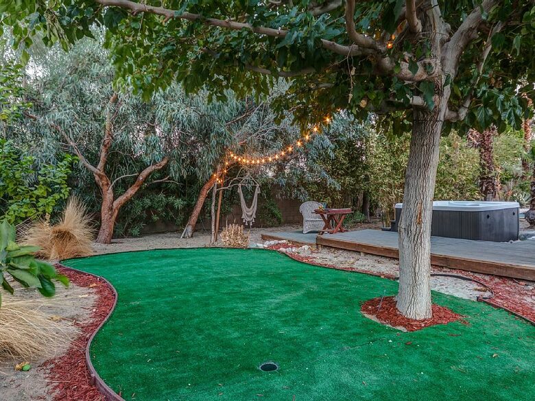 21 Palms - Palm Springs, California