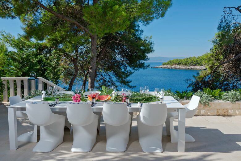 Villa Akuna by The Sea - SUMARTIN, Croatia