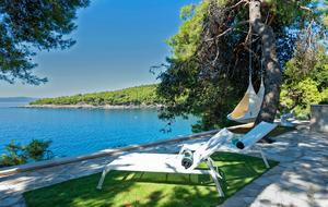 Villa Akuna by The Sea - SUMARTIN, Croatia