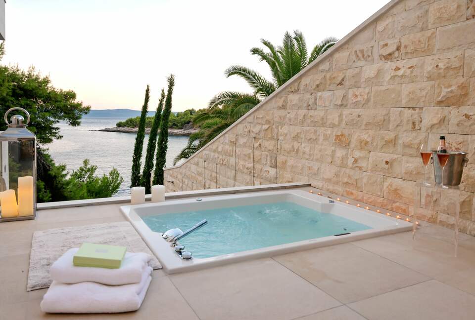 Villa Akuna by The Sea - SUMARTIN, Croatia