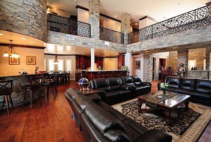 Las Vegas Mini Castle #2 (The Gambler) - Las Vegas, Nevada