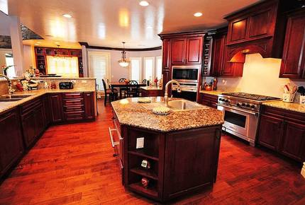 Las Vegas Mini Castle #2 (The Gambler) - Las Vegas, Nevada