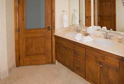 Austria Haus - 3 Bedroom Residence - Vail, Colorado