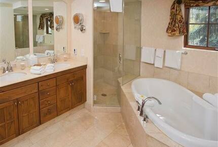 Austria Haus - 3 Bedroom Residence - Vail, Colorado