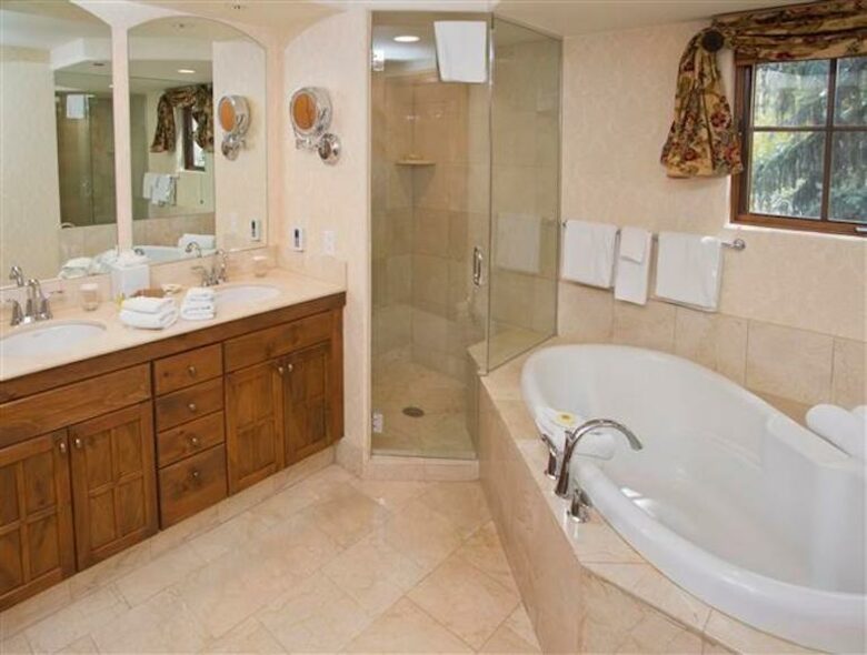 Austria Haus - 3 Bedroom Penthouse - Vail, Colorado