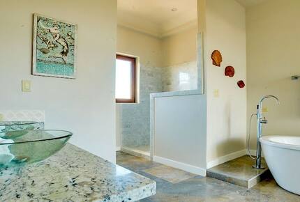 Villa Laguna Gecko - Placencia, Belize