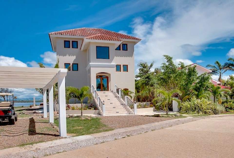 Villa Laguna Gecko - Placencia, Belize