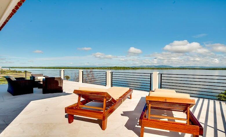 Villa Laguna Gecko - Placencia, Belize