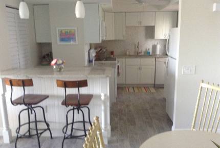 Jupiter Island Beach Escape - Jupiter Island, Florida