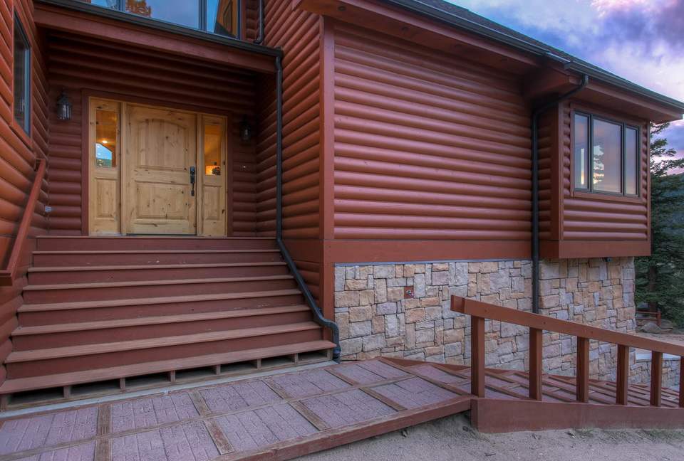 Narrow Trail - Stunning Mountain Home - Estes Park, Colorado