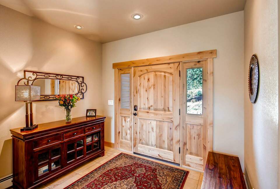 Narrow Trail - Stunning Mountain Home - Estes Park, Colorado