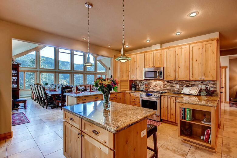 Narrow Trail - Stunning Mountain Home - Estes Park, Colorado