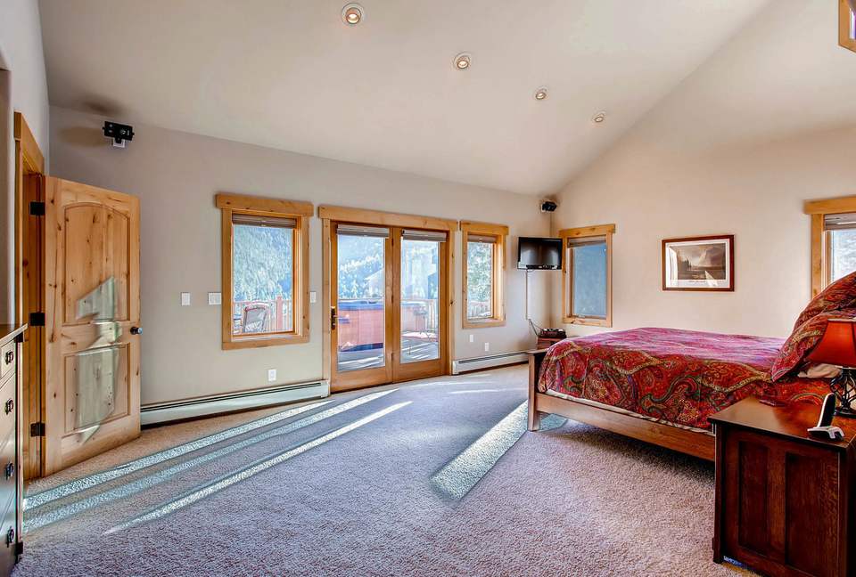 Narrow Trail - Stunning Mountain Home - Estes Park, Colorado