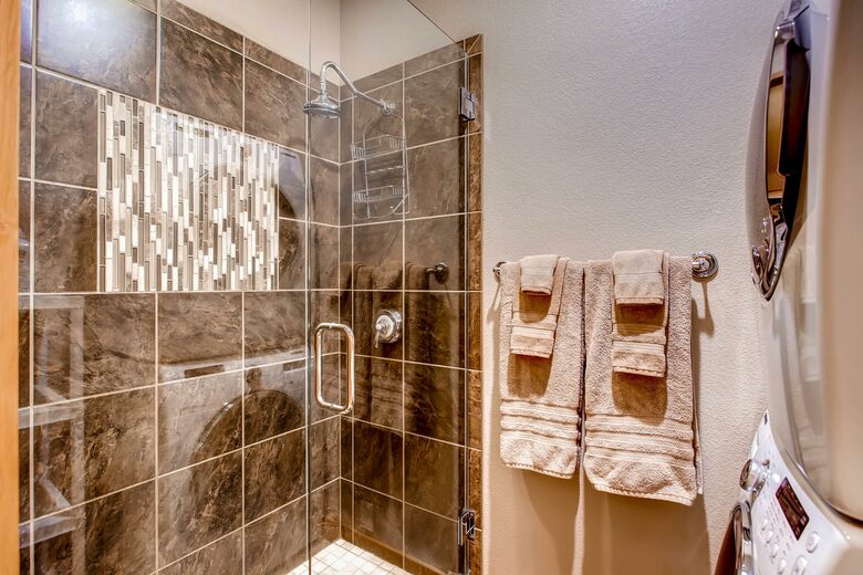 Narrow Trail - Stunning Mountain Home - Estes Park, Colorado