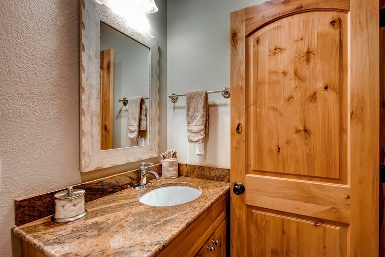 Narrow Trail - Stunning Mountain Home - Estes Park, Colorado