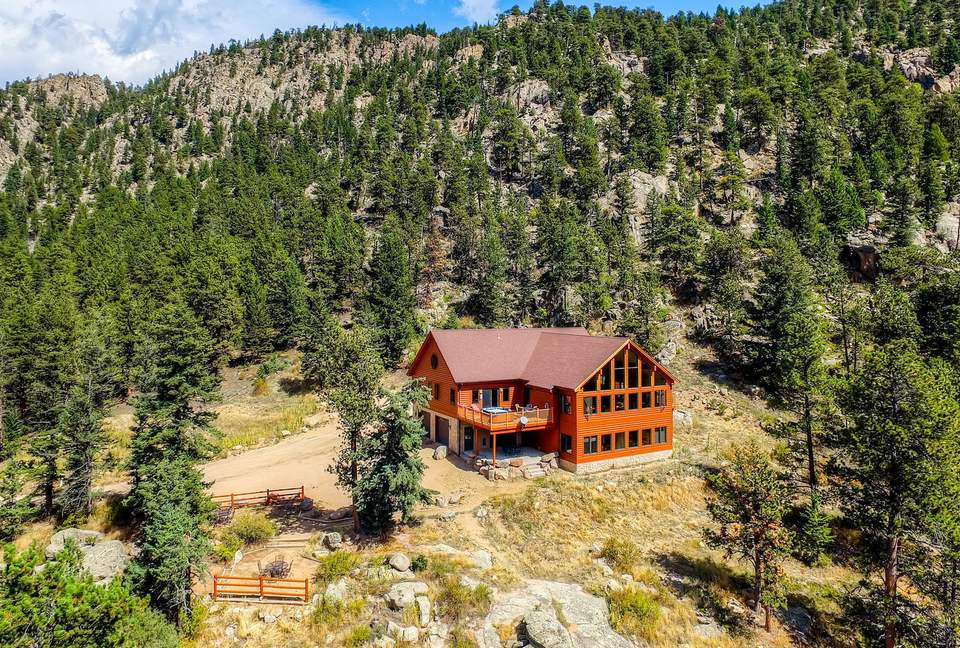 Narrow Trail - Stunning Mountain Home - Estes Park, Colorado