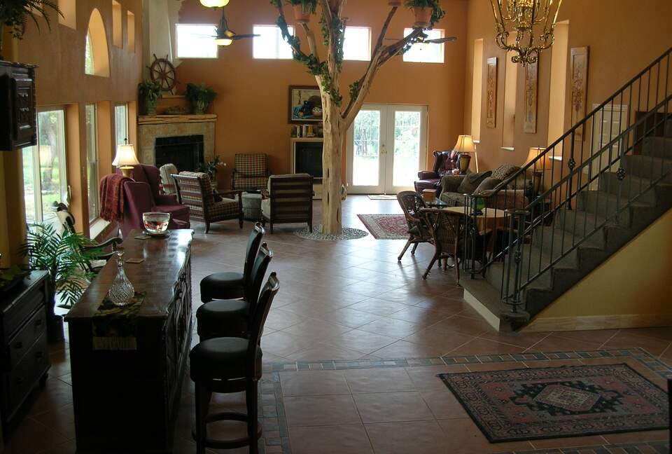 Looking Glass Place - Canyon Lake, Texas