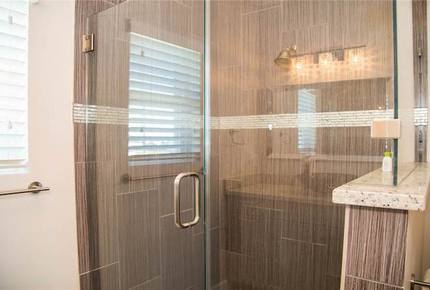 Front Row Galveston - Galveston, Texas