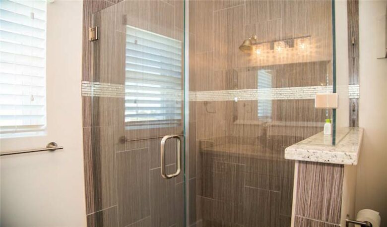 Front Row Galveston - Galveston, Texas