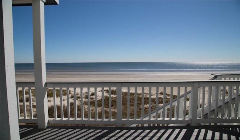 Front Row Galveston - Galveston, Texas