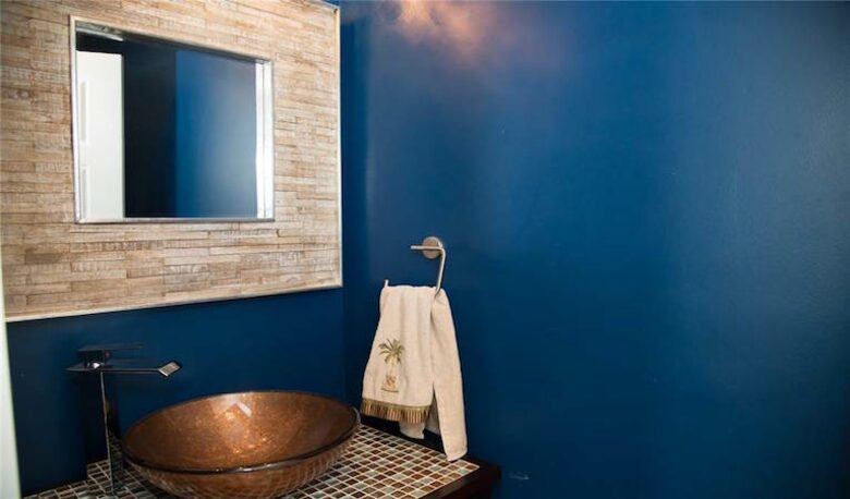 Front Row Galveston - Galveston, Texas