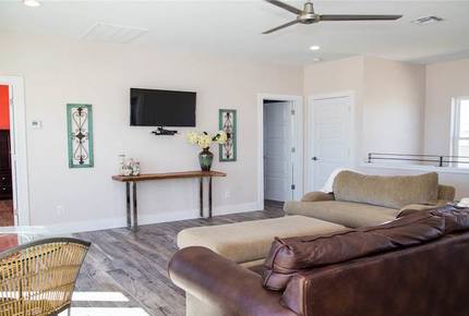 Front Row Galveston - Galveston, Texas