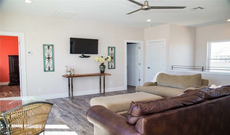 Front Row Galveston - Galveston, Texas