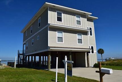 Gulf Breeze Dream Home - Pensacola, Florida