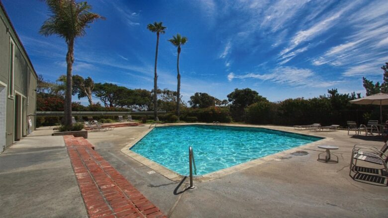 Seaglass Cottage - Encinitas, California