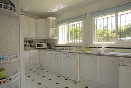 Los Iris Marbella - El Rosario Urbanization, Marbella, Spain