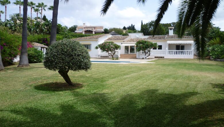 Los Iris Marbella - El Rosario Urbanization, Marbella, Spain