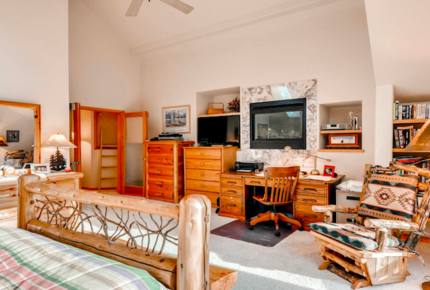 Frisco Colorado Mountain Lodge - Frisco, Colorado