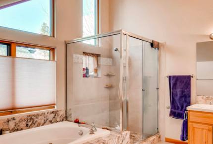 Frisco Colorado Mountain Lodge - Frisco, Colorado